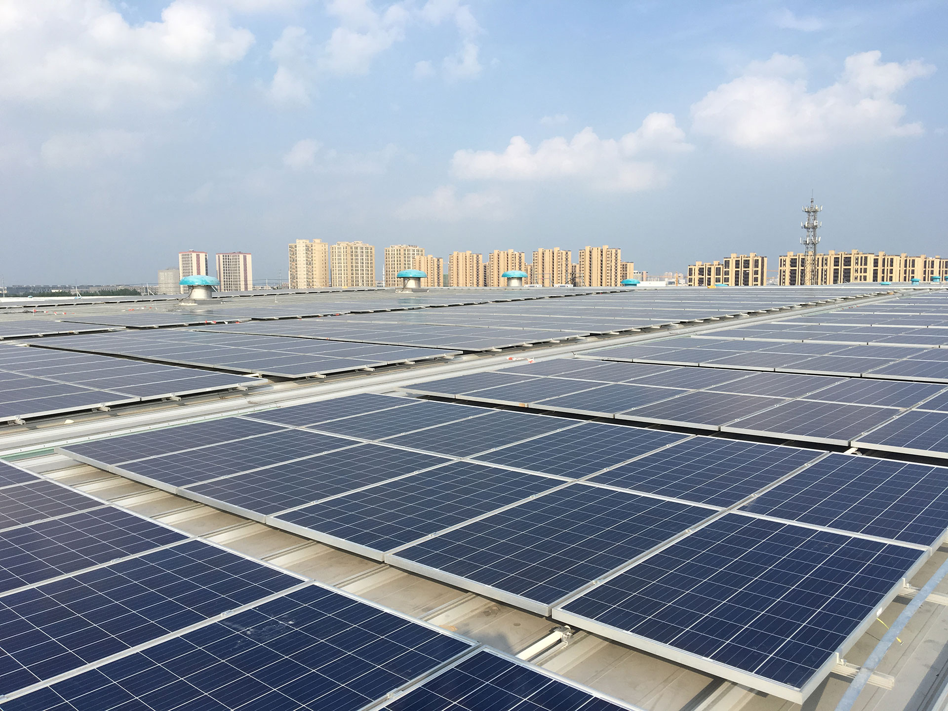 Shanghai JD's 2.43 MW Rooftop Distributed Project